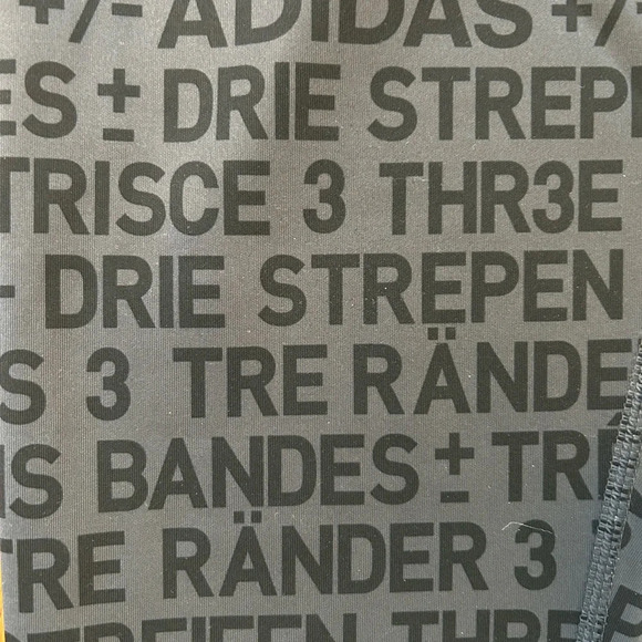 Levi’s sweatshirt & Adidas Leggings Bundle, size 11/12 - Picture 10 of 13